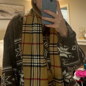 Plaid brown scarf